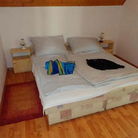 Anna * Vonyarcvashegy