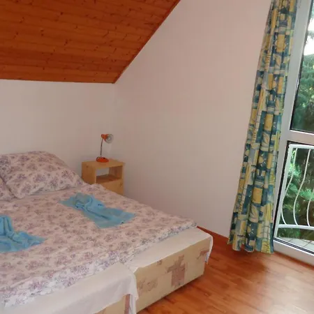 Villa Anna Vonyarcvashegy